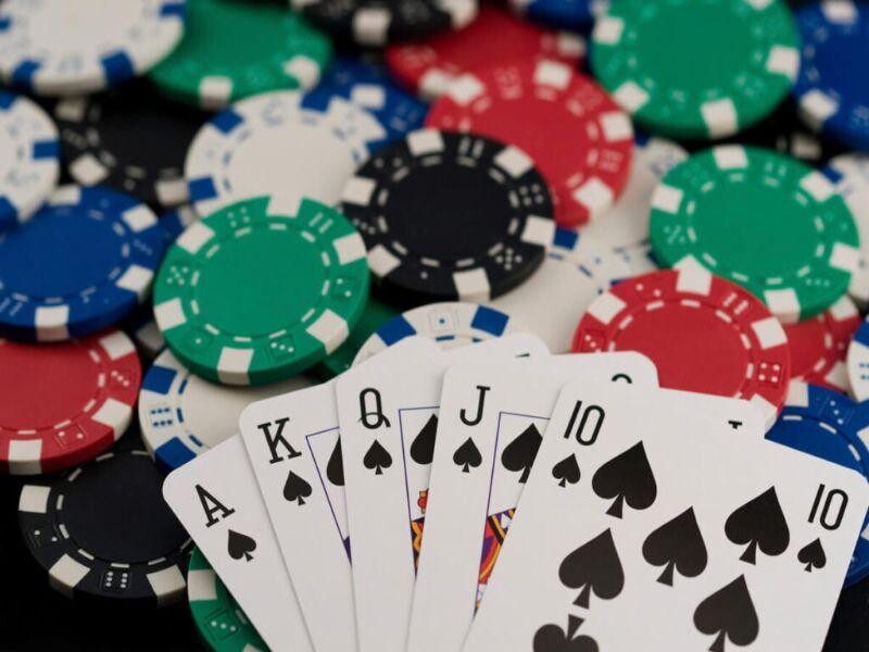 Top 4 game đánh bài đổi tiền thật ăn khách nhất hiện nay 6 Game đánh bài đổi tiền thật rất thú vị tại Việt Nam